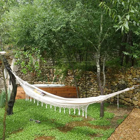 La De Seraphin Bed & Breakfast
