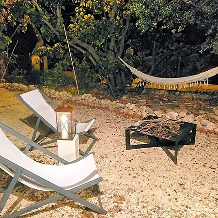 La De Seraphin Bed & Breakfast