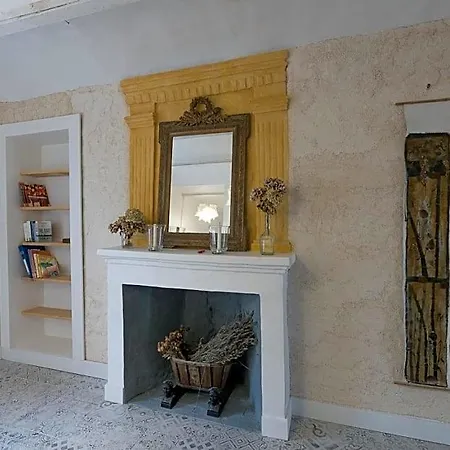 La De Seraphin Bed & Breakfast